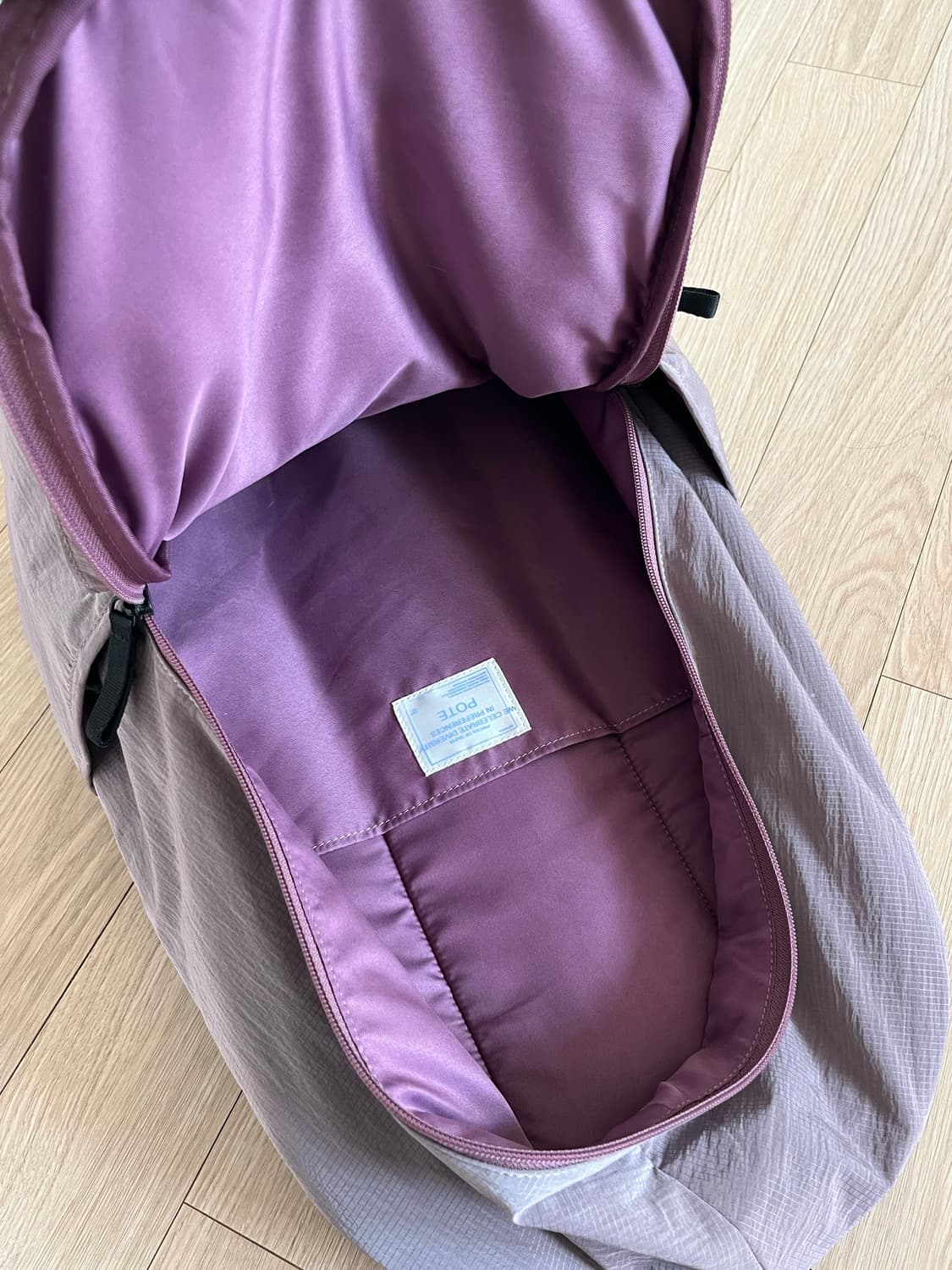Pote Hideslot Classic Backpack(L) Purple 상품이미지4
