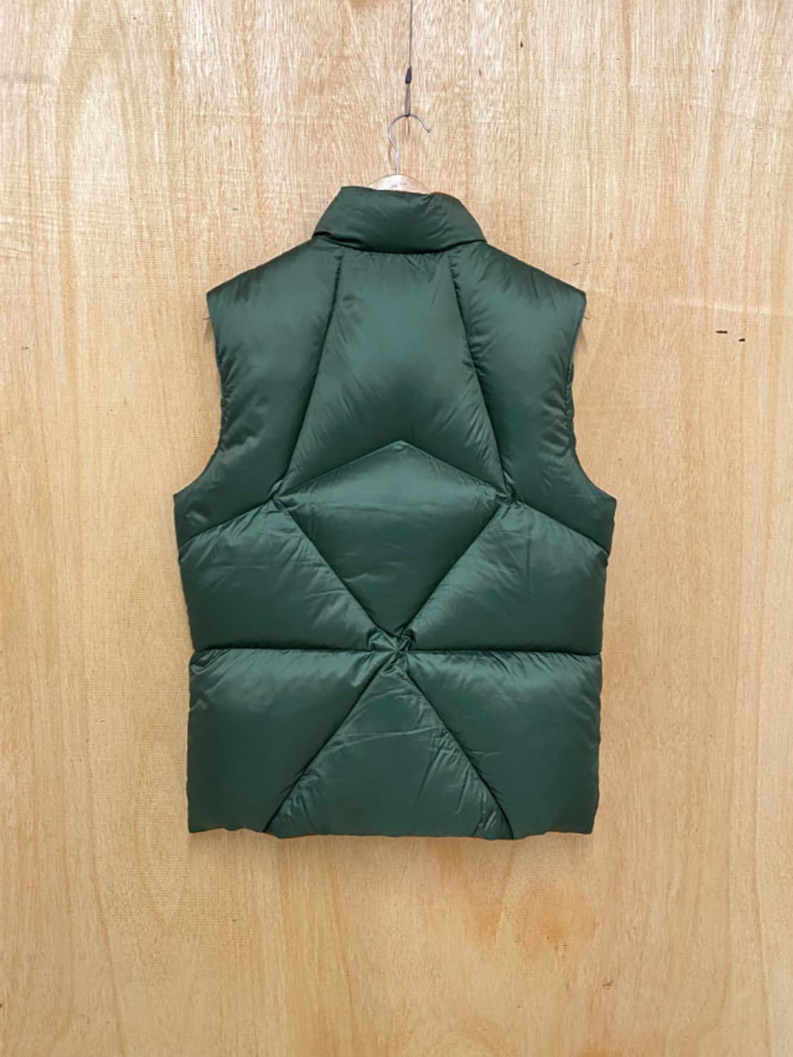 ADIDAS duck down padding vest 아디다스 패딩조끼 상품이미지3