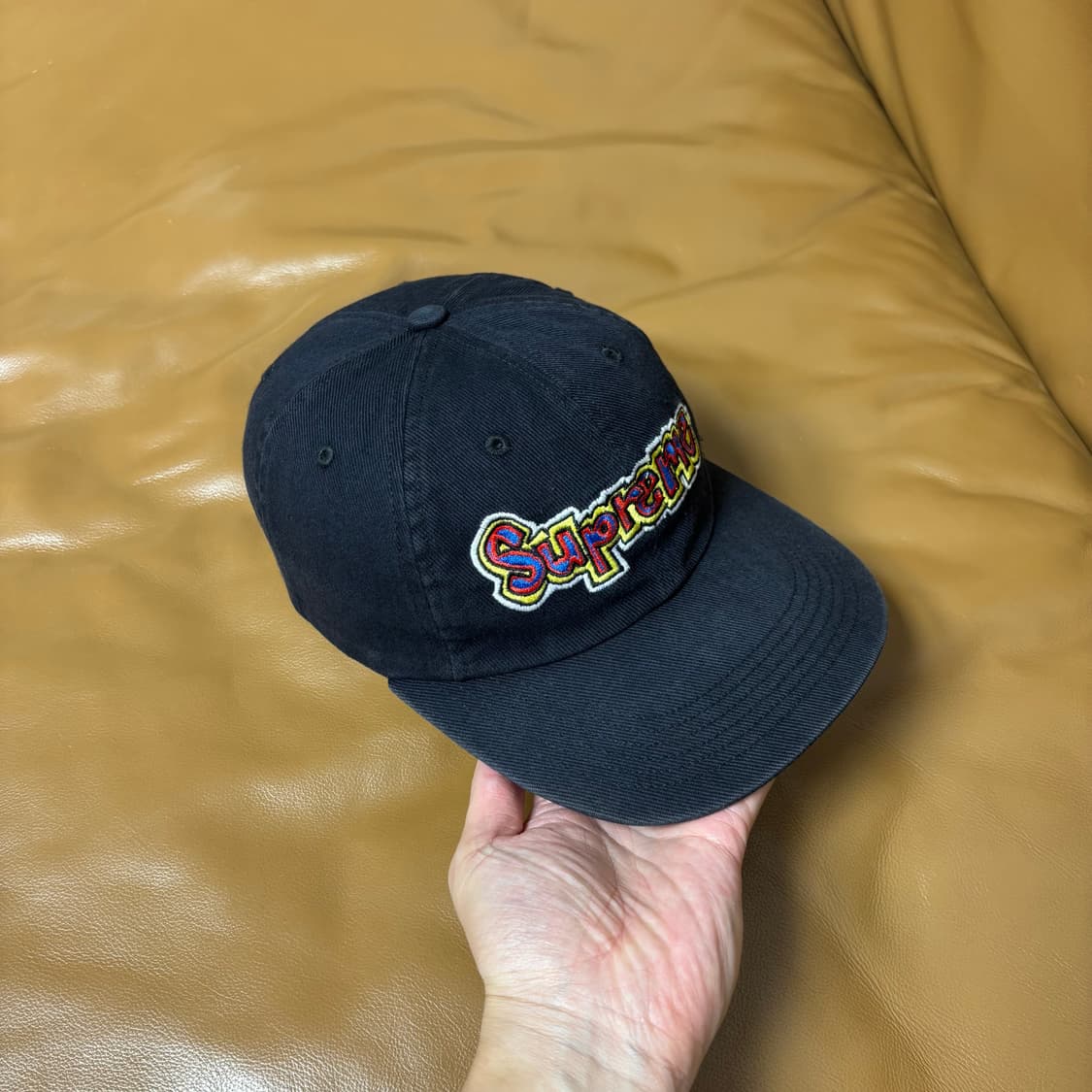 Supreme 슈프림 블랙 6패널 볼캡 모자 (Washed Black) 상품이미지3