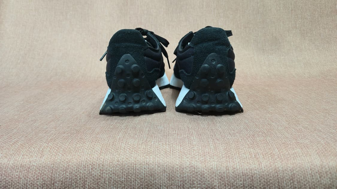 뉴발란스250cm- 327 블랙 운동화 상품이미지5