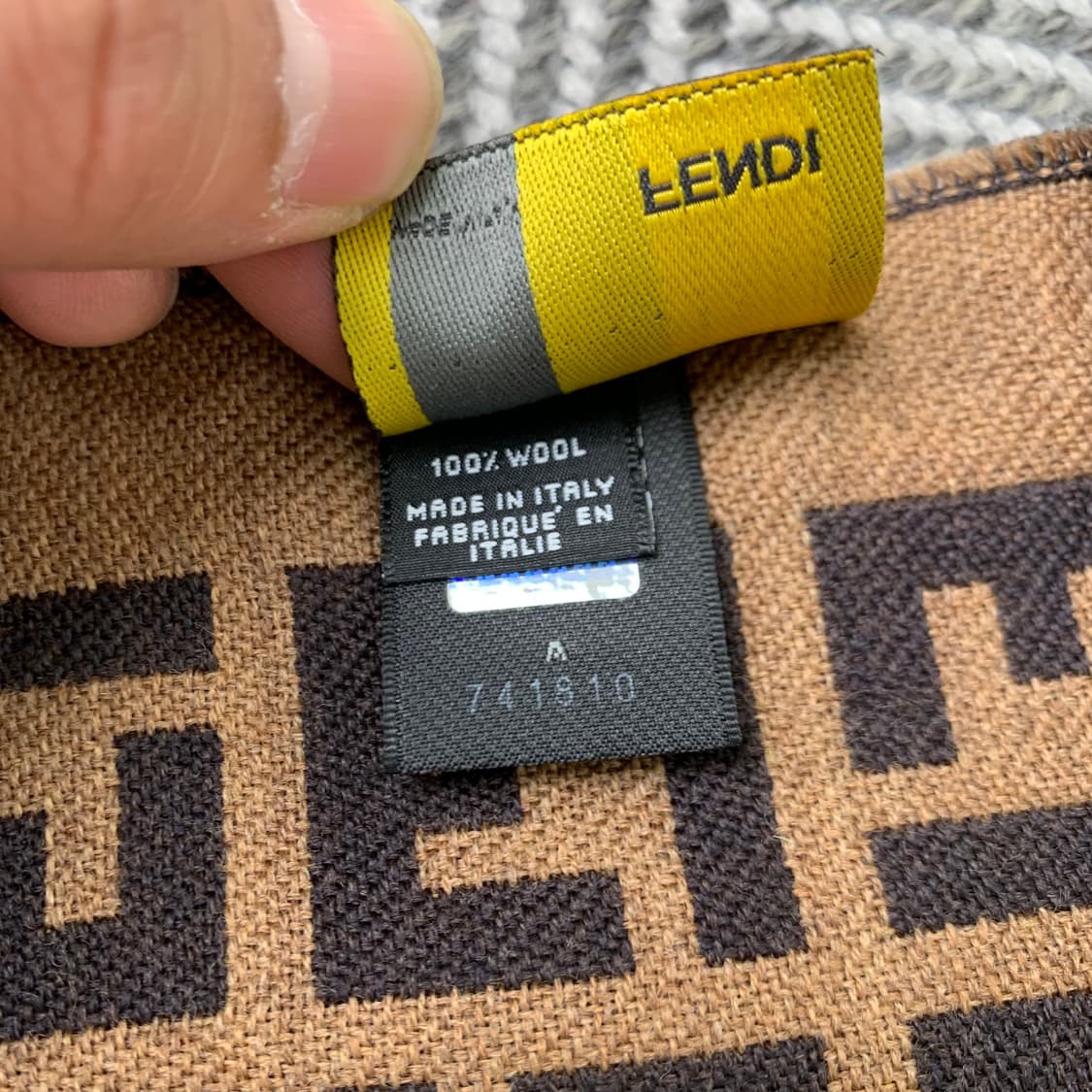 FENDI 펜디 주카패턴 머플러 목도리 상품이미지4