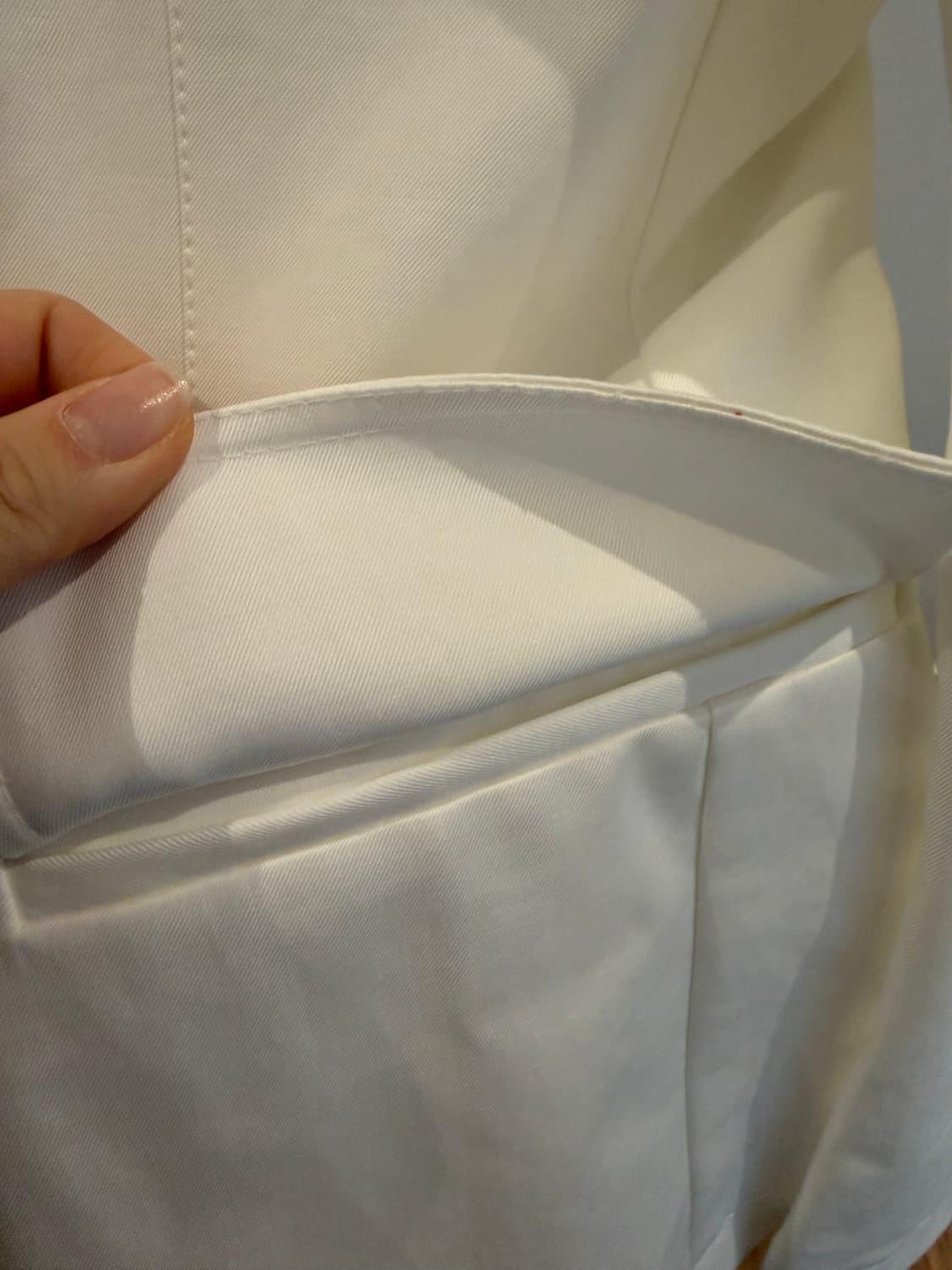 새상품) 보테가베네타 화이트자켓 40사이즈 상품이미지10