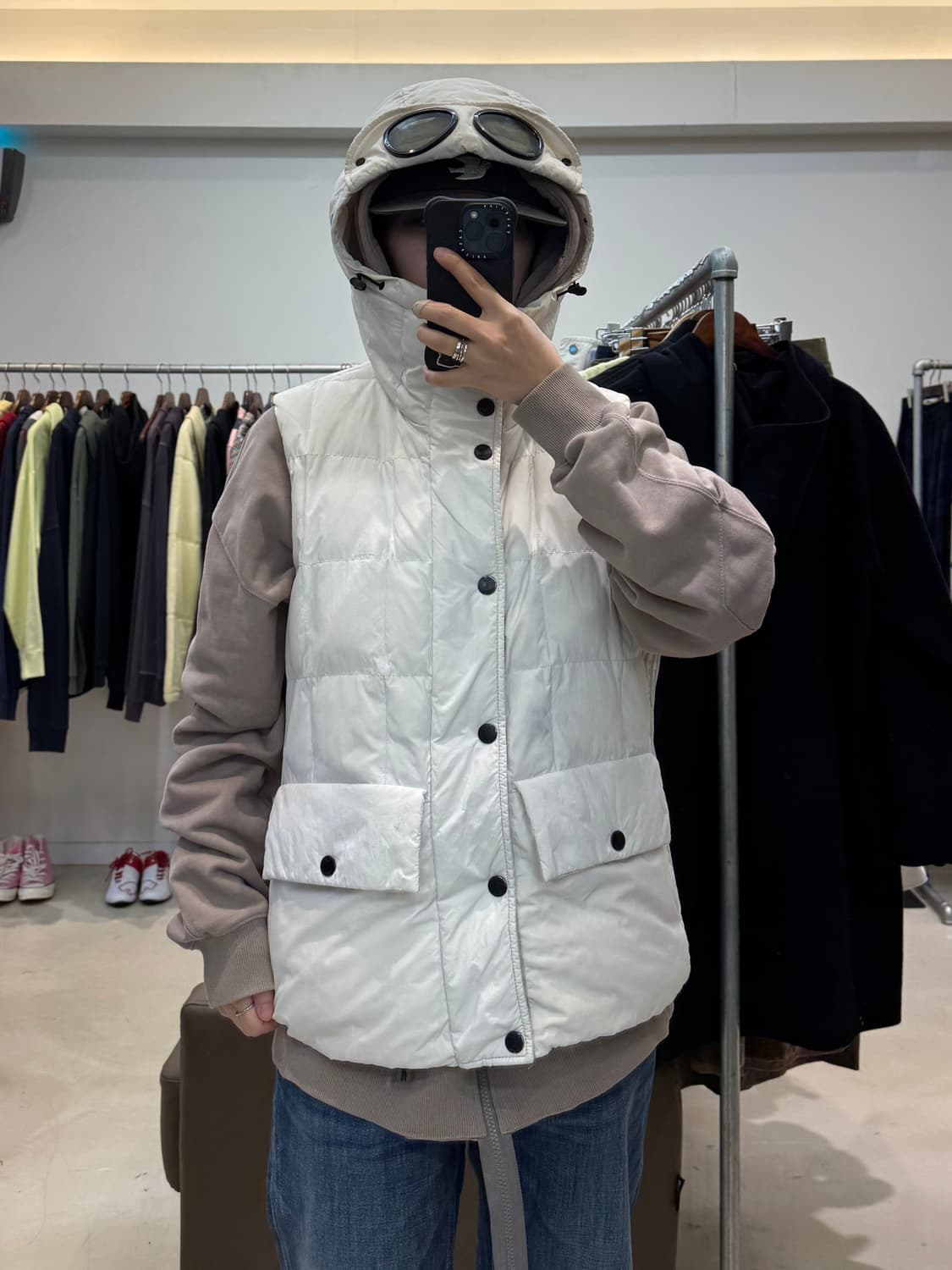 C.P. 컴퍼니 고글 다운 베스트 상품이미지6