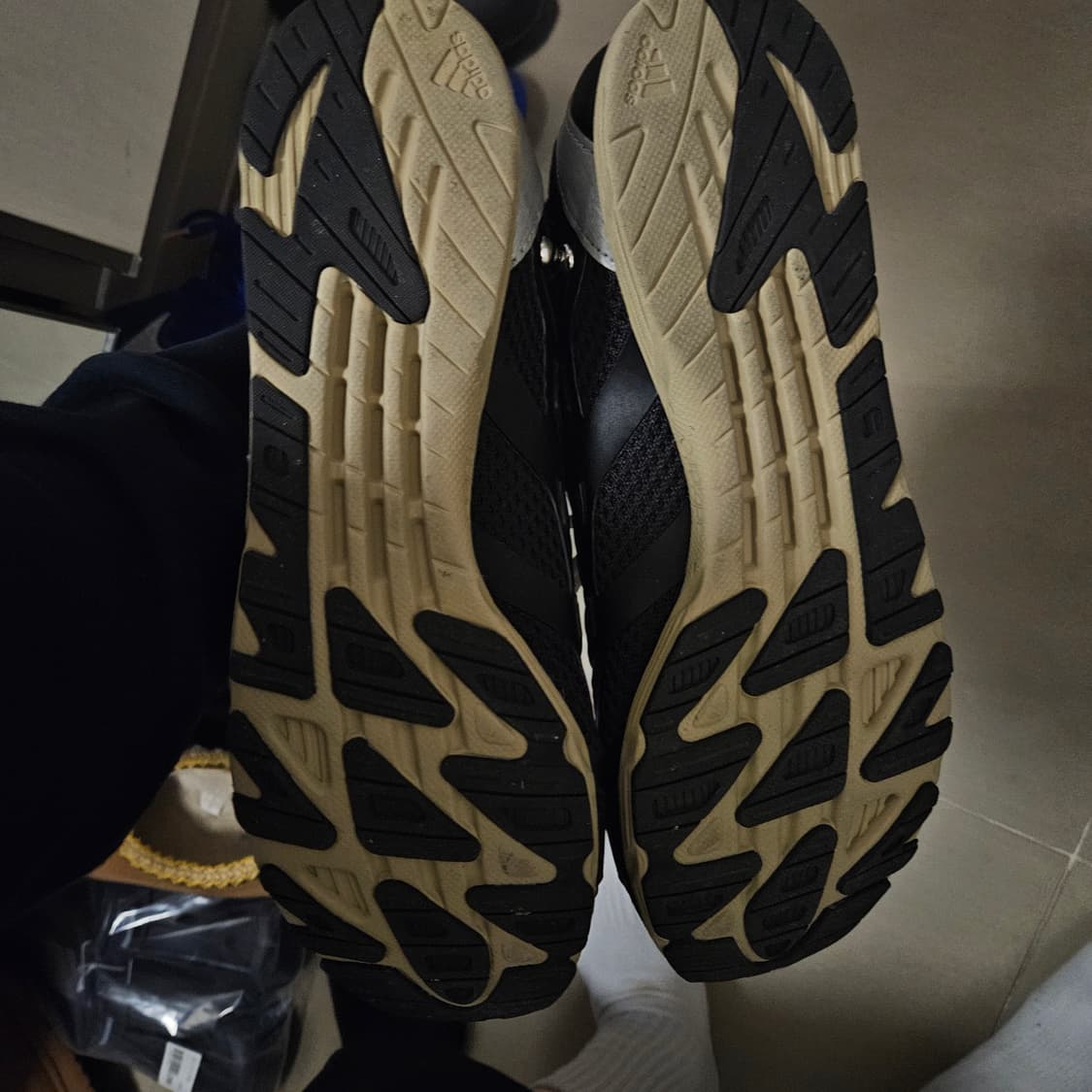 (270) 아디다스 송포더뮤트 아디제로 PR 코어 블랙 크림 화이트팝니다 상품이미지5