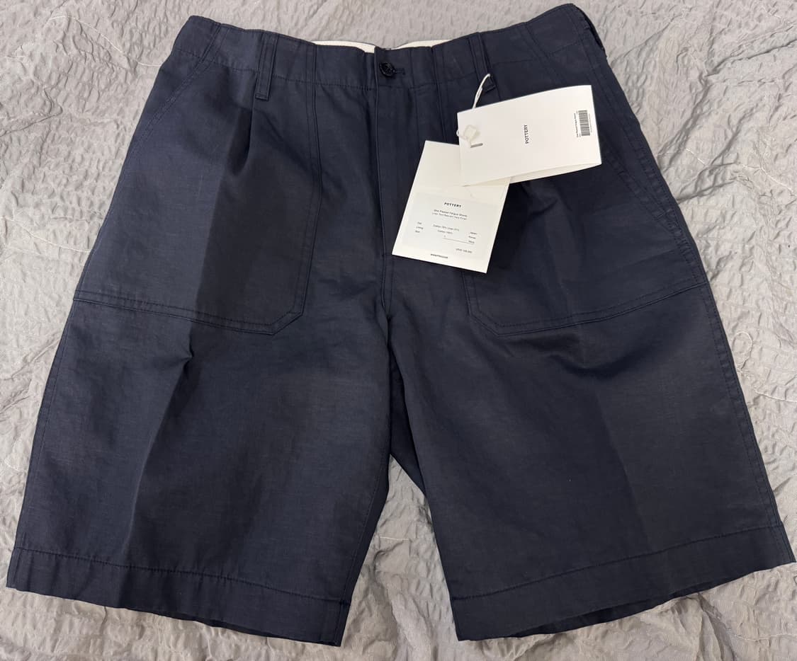 포터리 린넨 원플리츠 퍼티그 쇼츠 네이비 1사이즈 상품이미지2