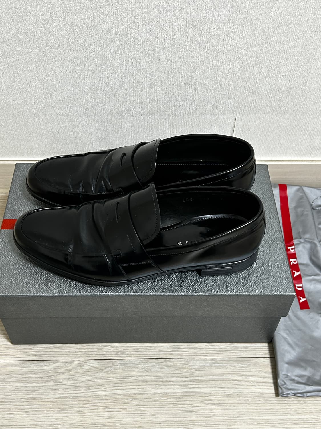 프라다 로퍼 상품이미지1