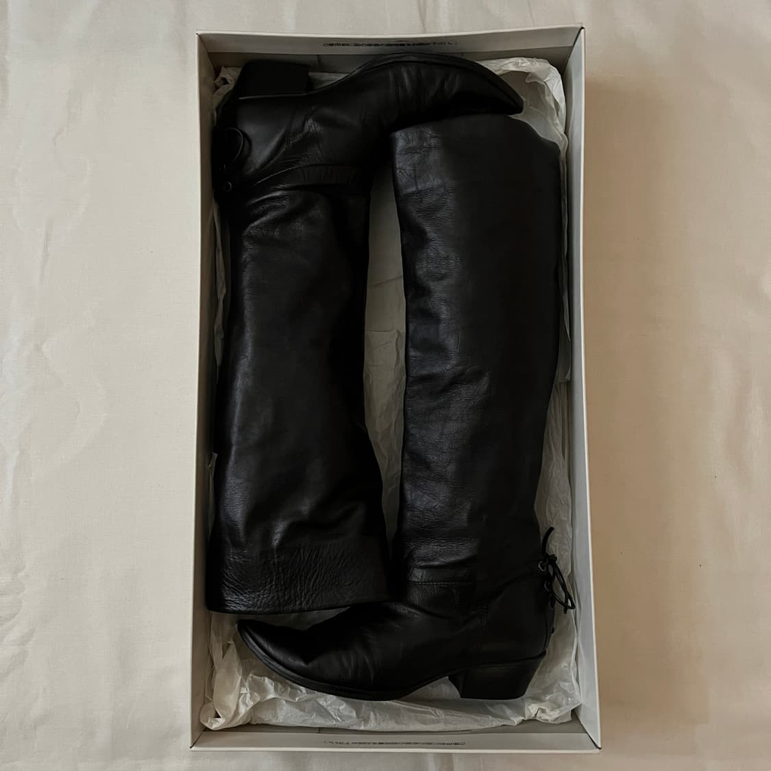 츠모리치사토 백 레이스업 슬라우치 부츠 상품이미지9