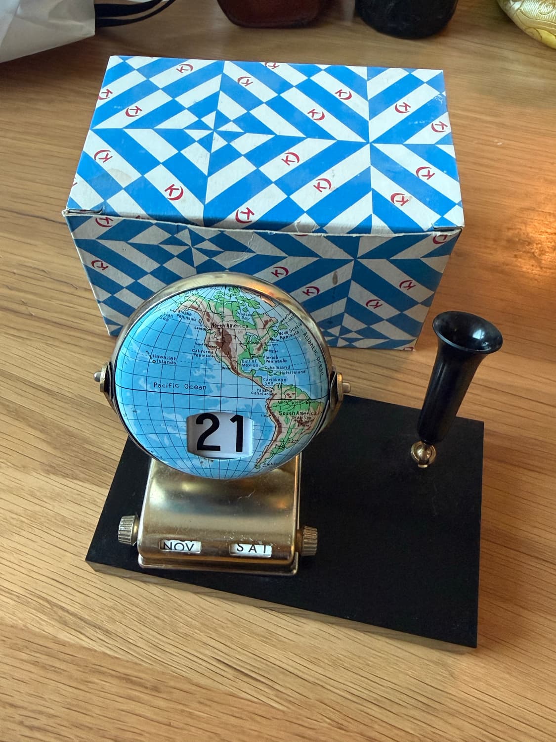 지구본 만년 달력 펜꽂이 데스크 액세서리 상품이미지1