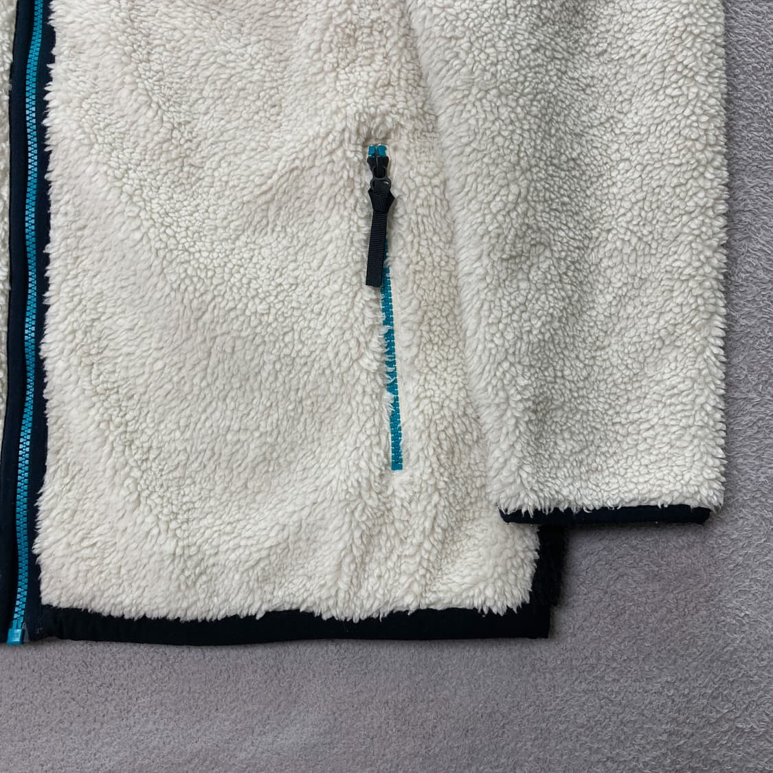 Timberland 팀버랜드 배색 컬러블록 양털 후리스 상품이미지5