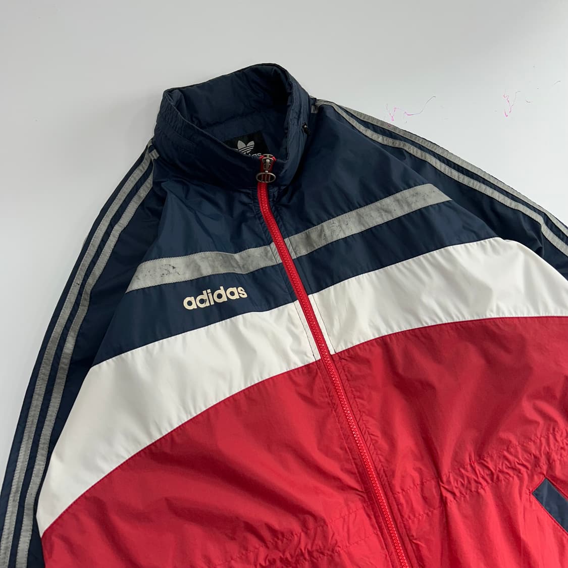 Adudas 아디다스 배색 웨이스트 스트링 바람막이 상품이미지4