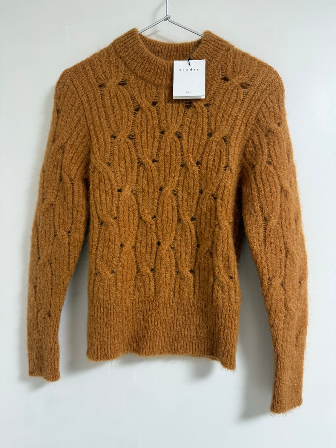 산드로(Sandro) 모헤어 혼방 케이블 니트 스웨터 1 상품이미지1