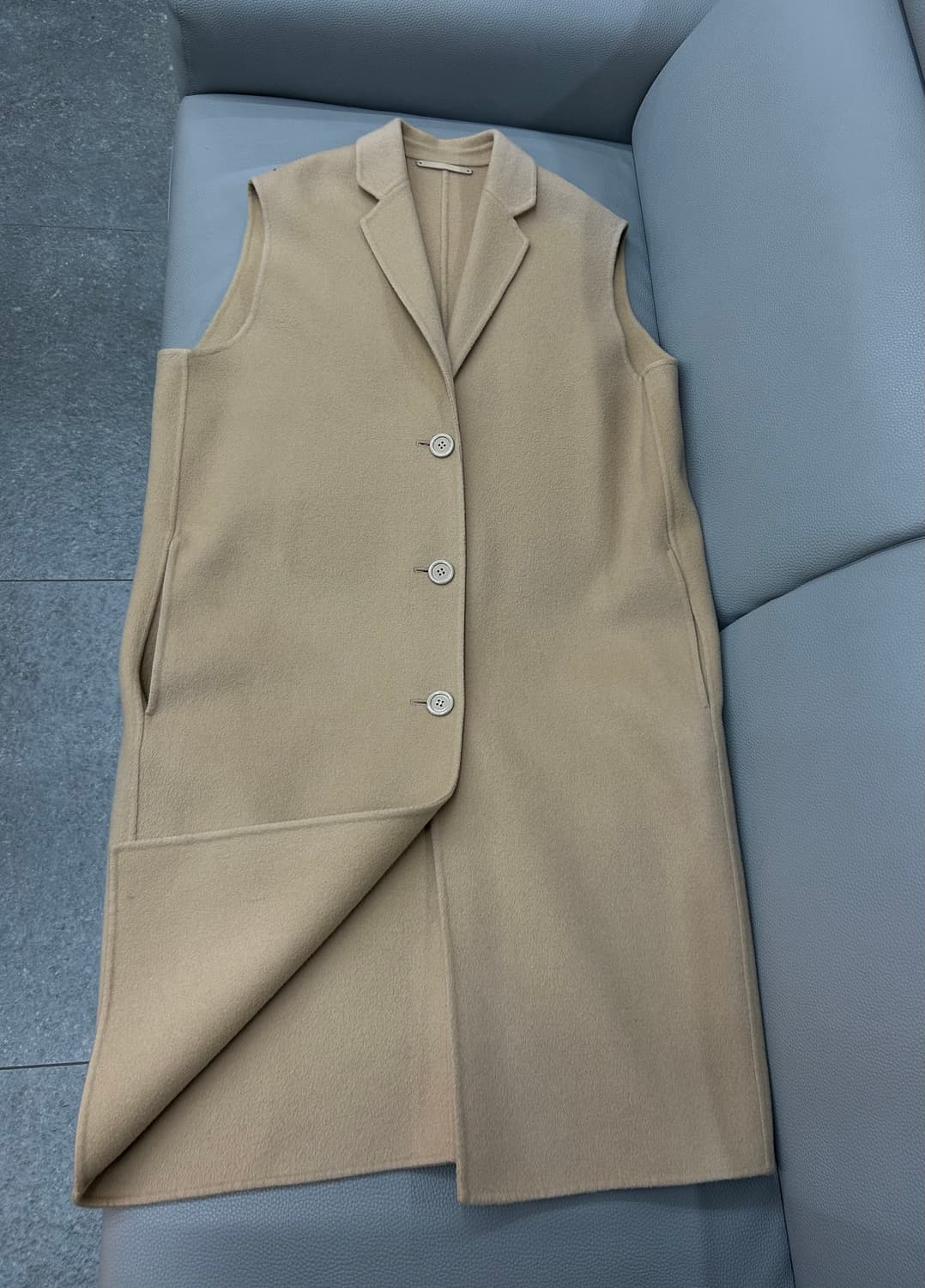 아크네스튜디오 캐시미어 울혼방 베스트 코트(36) 상품이미지2