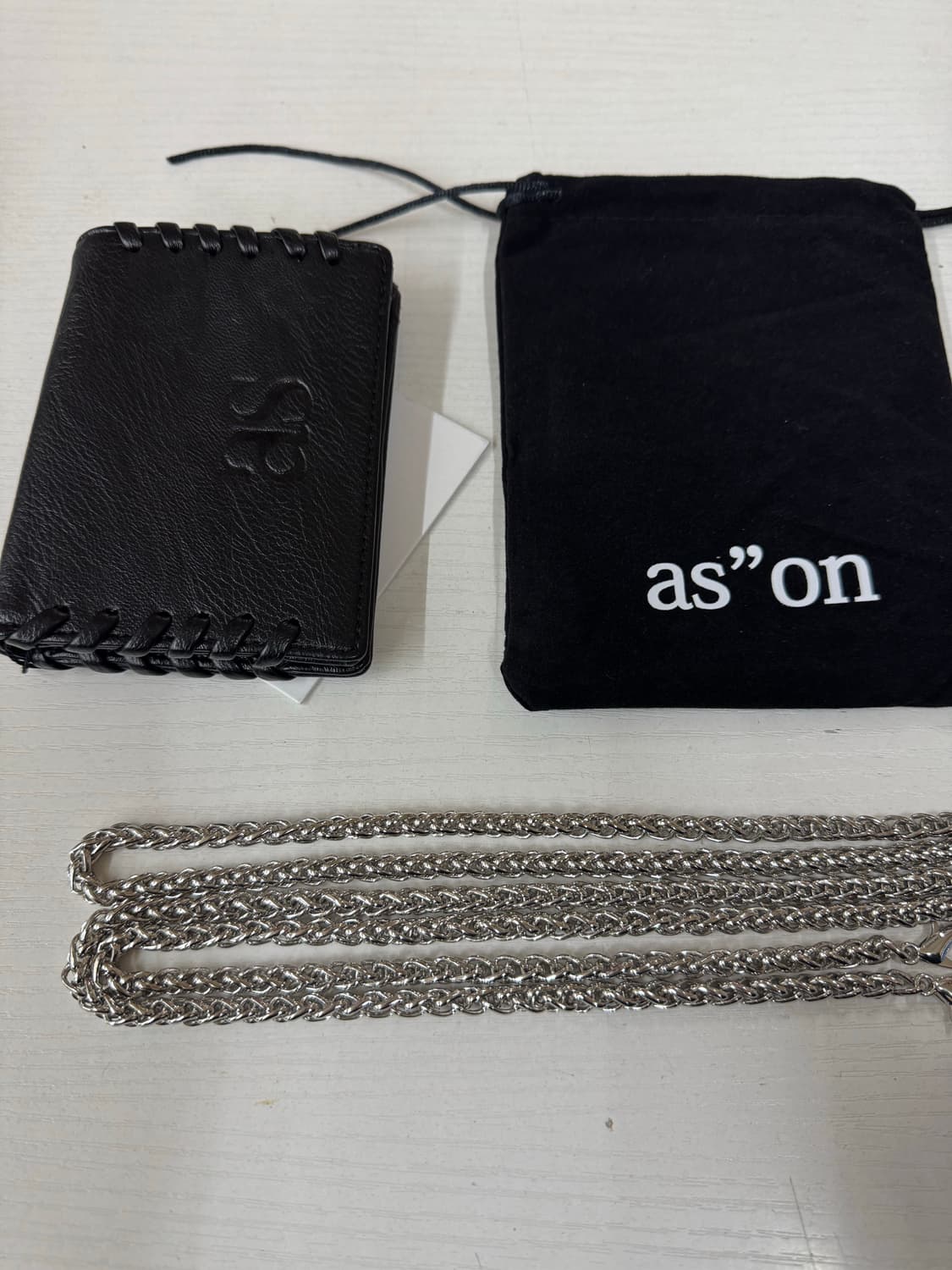 (새상품)애즈온 브린 체인 지갑 블랙 상품이미지2