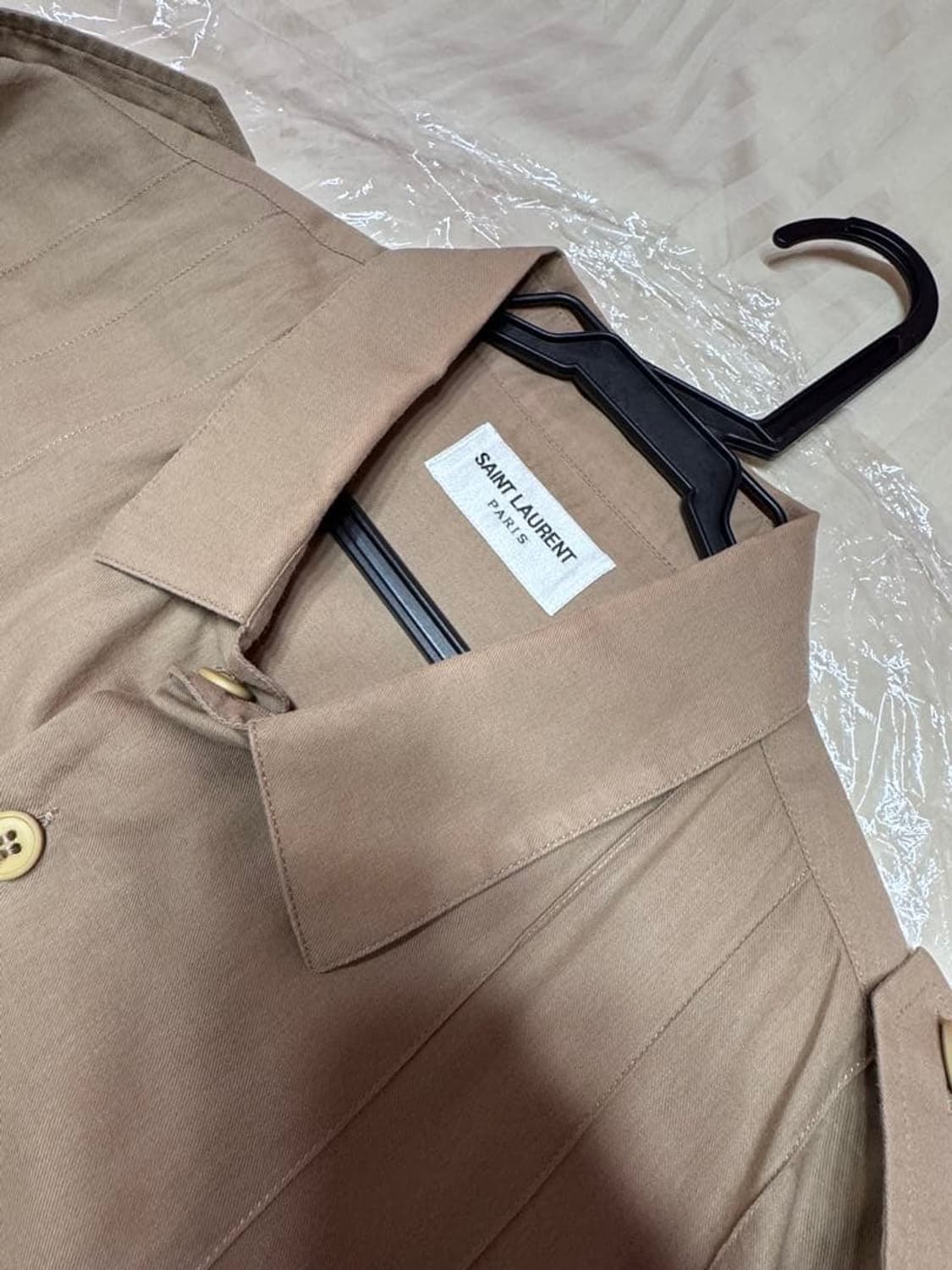 [스키즈 현진님 착용] 생로랑 21ss 밀리터리 애퓰렛 보일 셔츠 상품이미지3