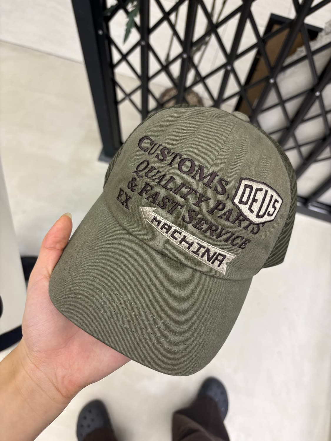 [1회착용] 데우스 엑스 마키나 패스트 서비스 트러커 캡 카키 상품이미지4
