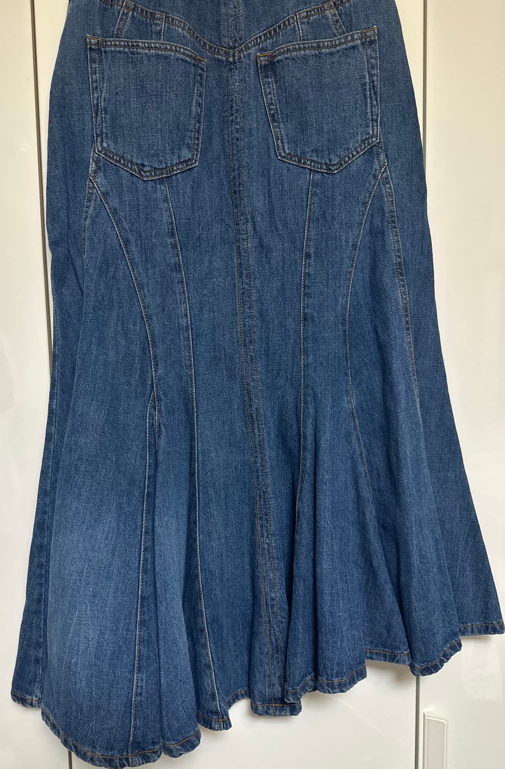 한섬시스템 청 데님 언발란스 훌 스커트 상품이미지6
