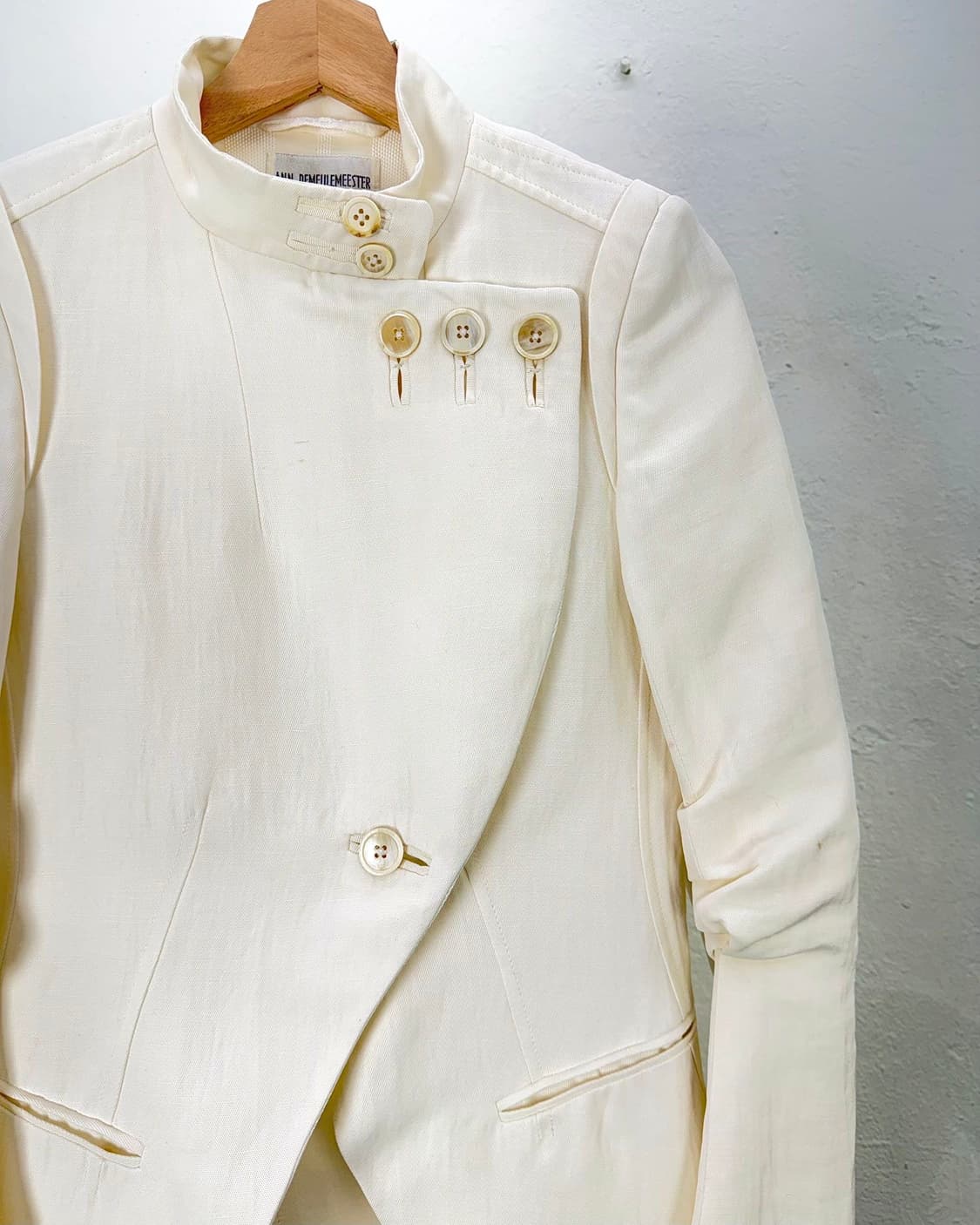 앤 드뮐미스터 베일리 펜싱 돌 비대칭 코트 자켓 상품이미지3