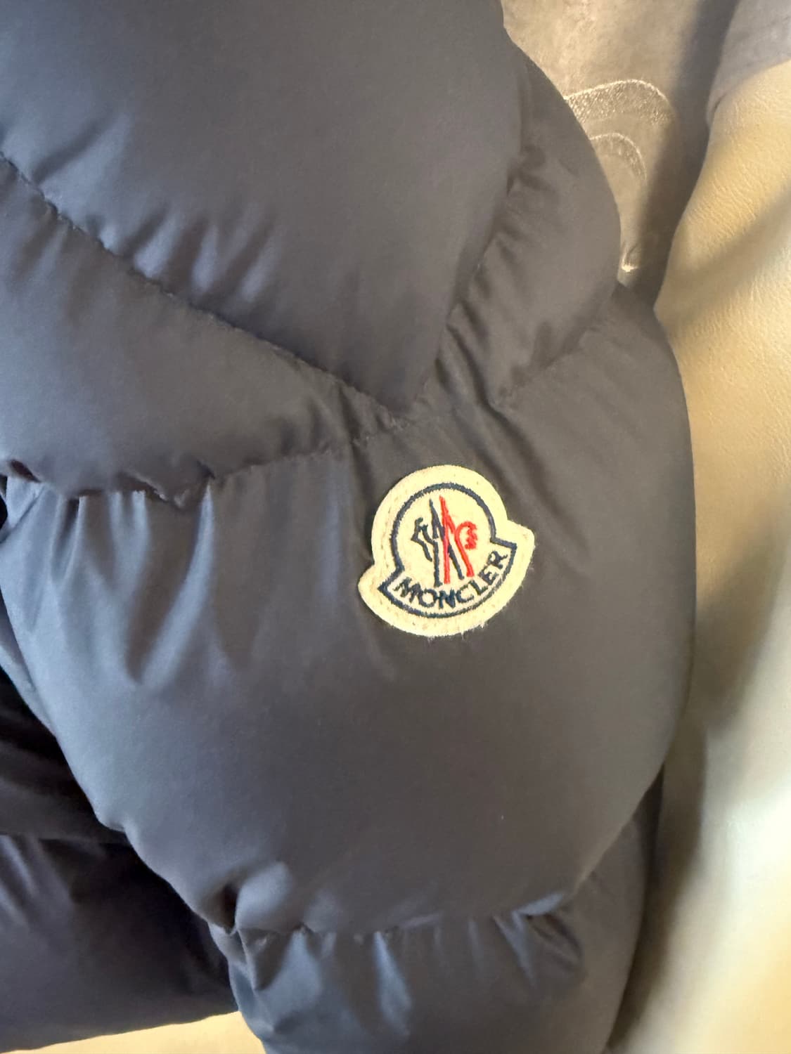 [S급/5]22FW 몽클레어 DAMAVAND 구스다운 후드 패딩점퍼 상품이미지3