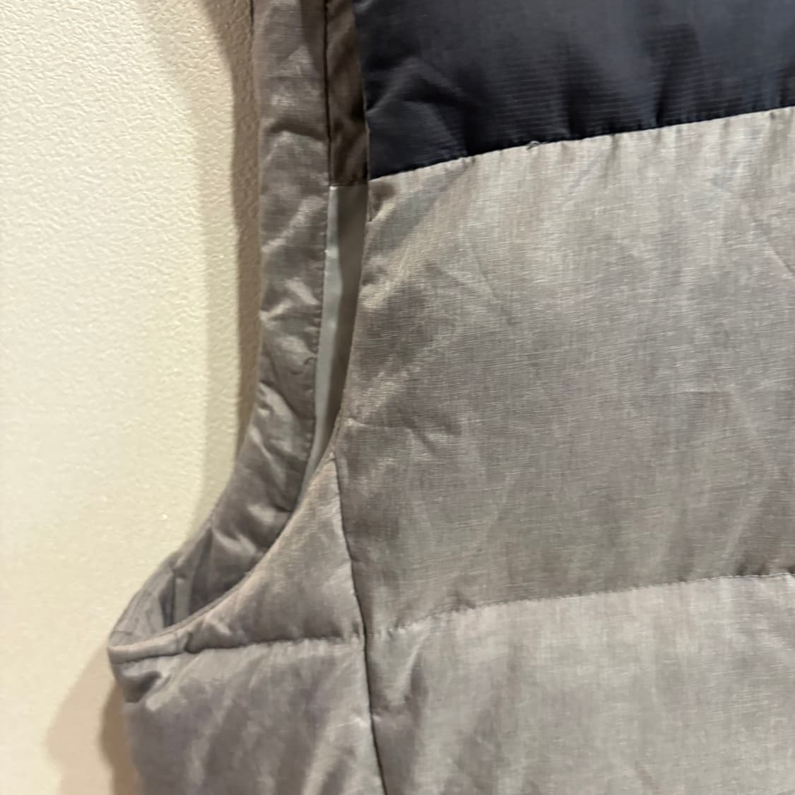 헤지스 남성 패딩 조끼 그레이 100 상품이미지4