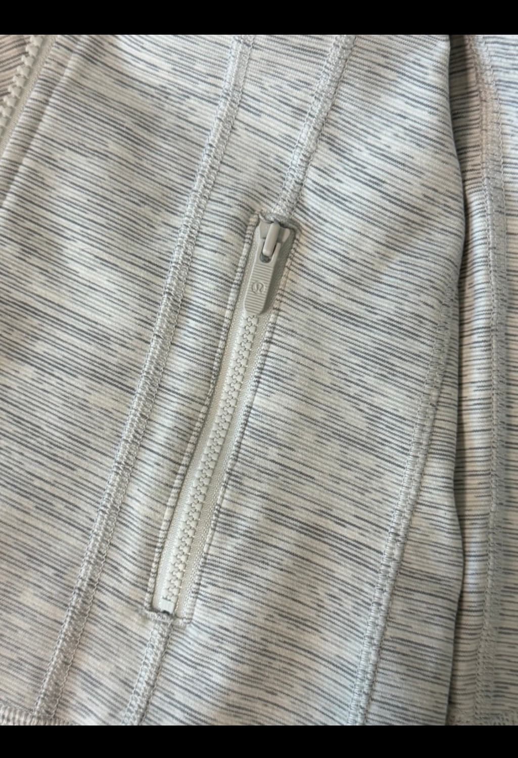 룰루레몬 디파인 그레이 2사이즈 상품이미지4