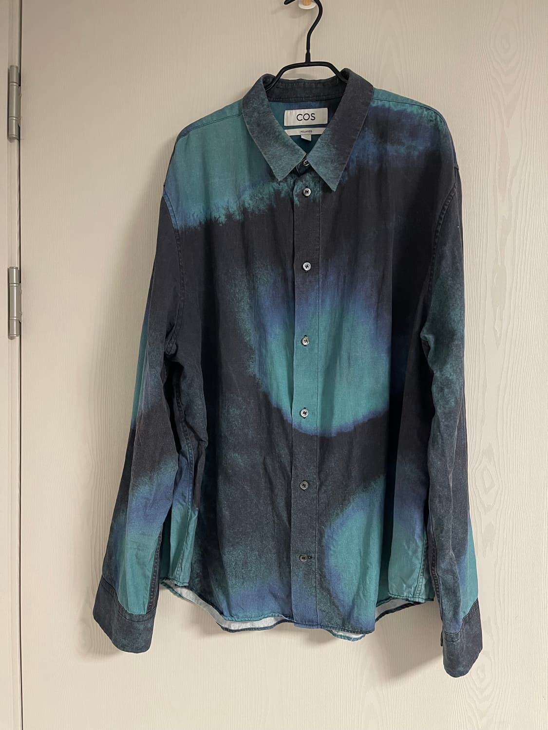 코스(COS) 남성 그라디언트 도트 프린트 셔츠 XL 상품이미지4