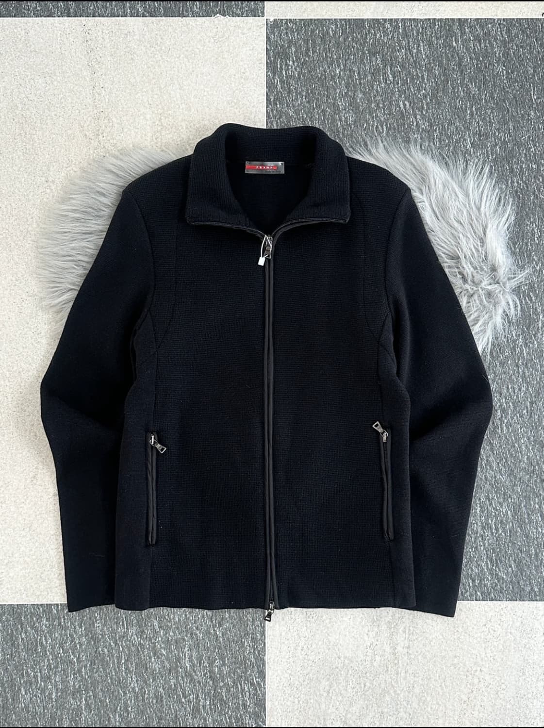 프라다 스포츠 집업 상품이미지1