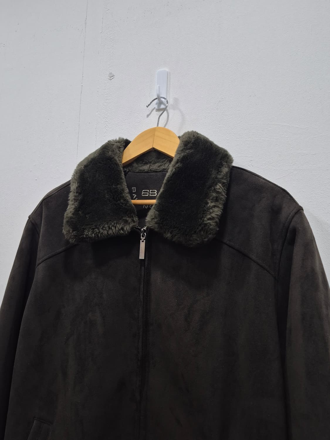 발렌시아가 에코 무스탕 남성 95사이즈 상품이미지2