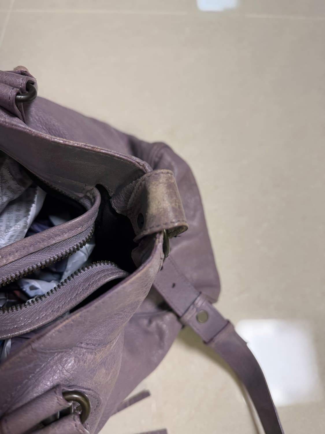 발렌시아가 시티 모터백 상품이미지8