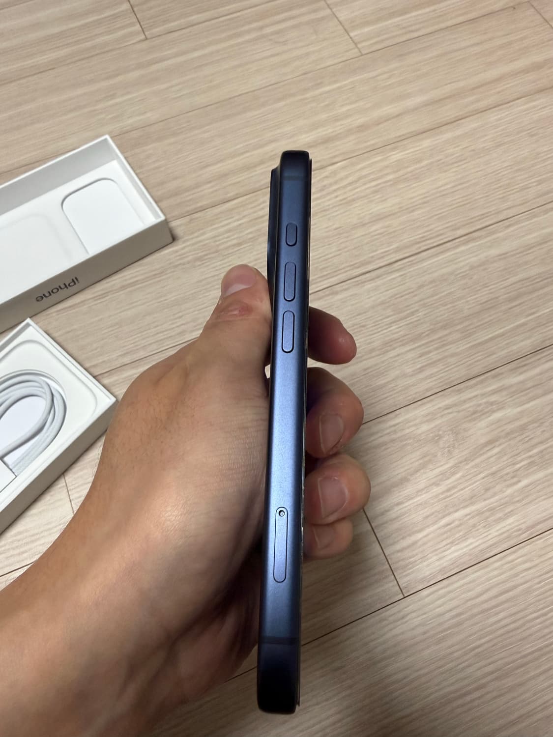 (새상품)아이폰17프로 256GB 딥블루 상품이미지5