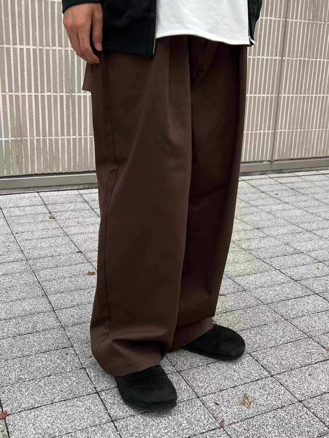 저널스탠다드 x 유니버셜 오버랠 헤리티지라인 원턱와이드팬츠 상품이미지1