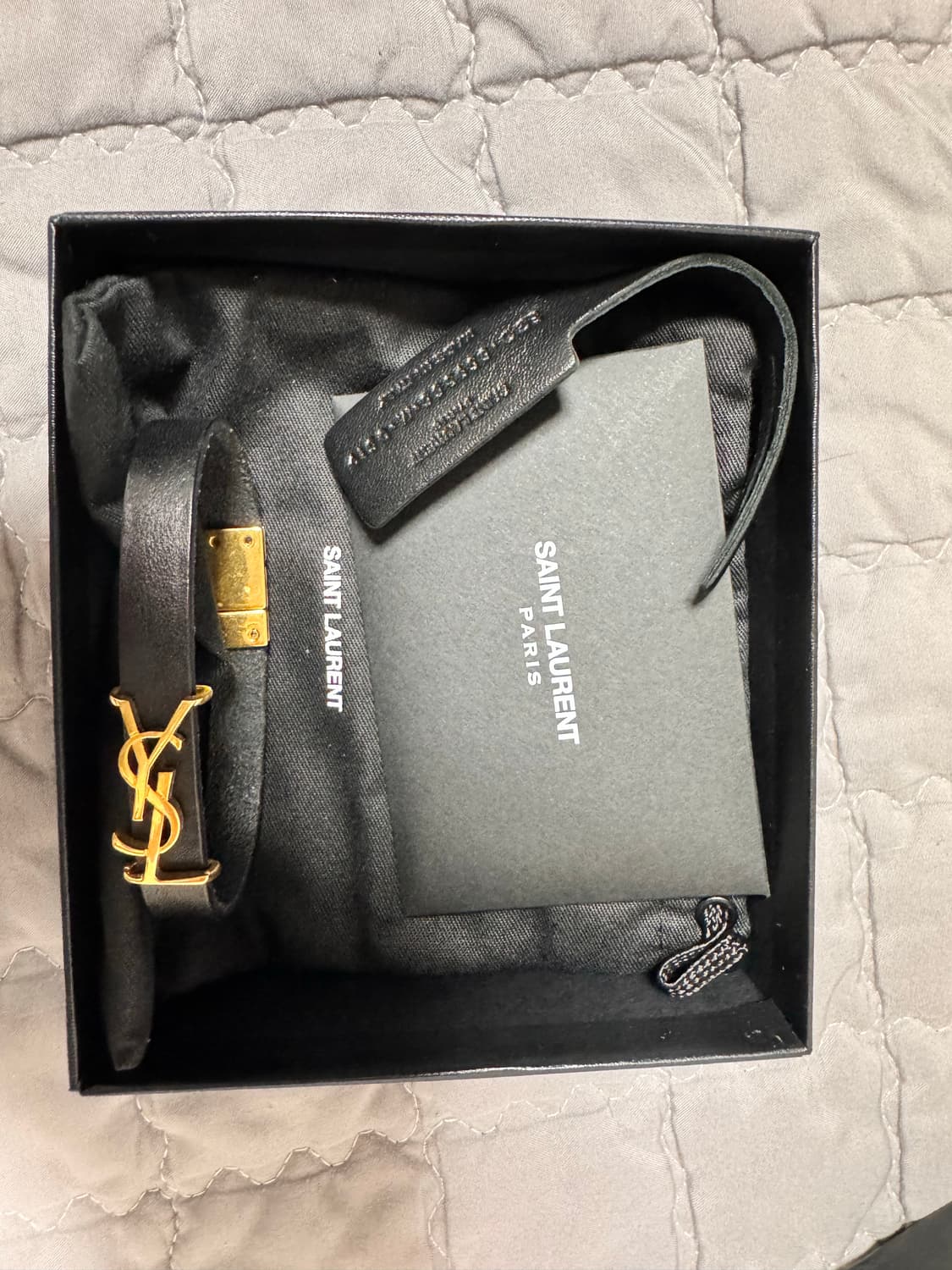 생로랑 모노그램 로고 팔찌 M 상품이미지3