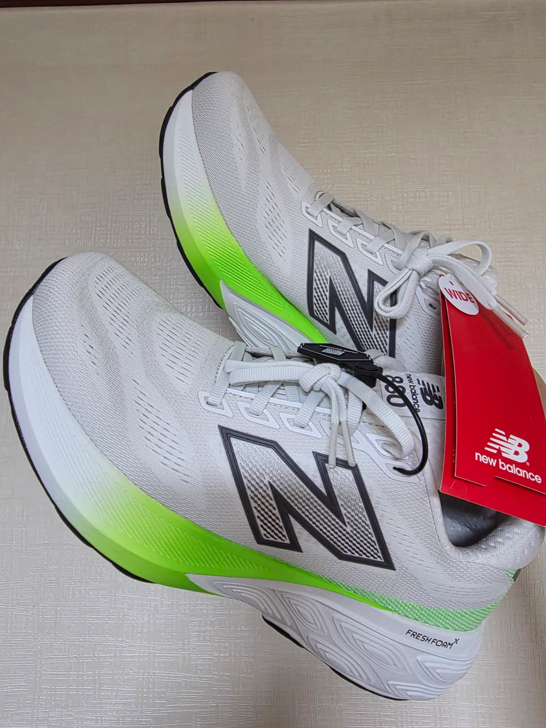 뉴발란스 880v15 275mm 2E와이드 새상품 상품이미지1