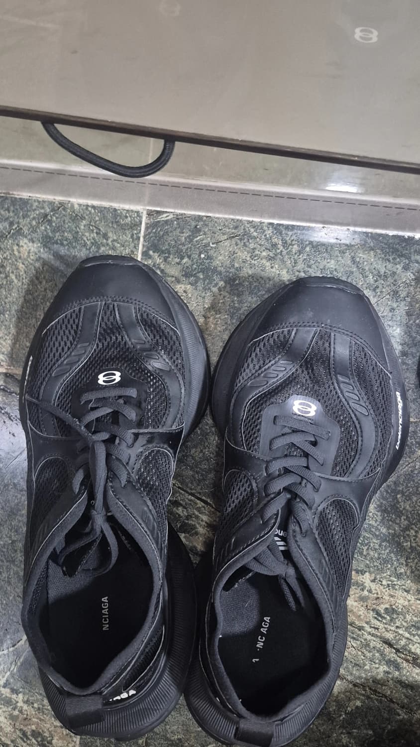 발렌시아가 서킷 42사이즈(270) 상품이미지2