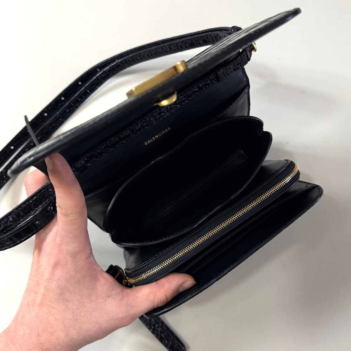 [백화점판/당일출고]발렌시아가 B로고 퀄팅 크로스백 / 숄더백 상품이미지4