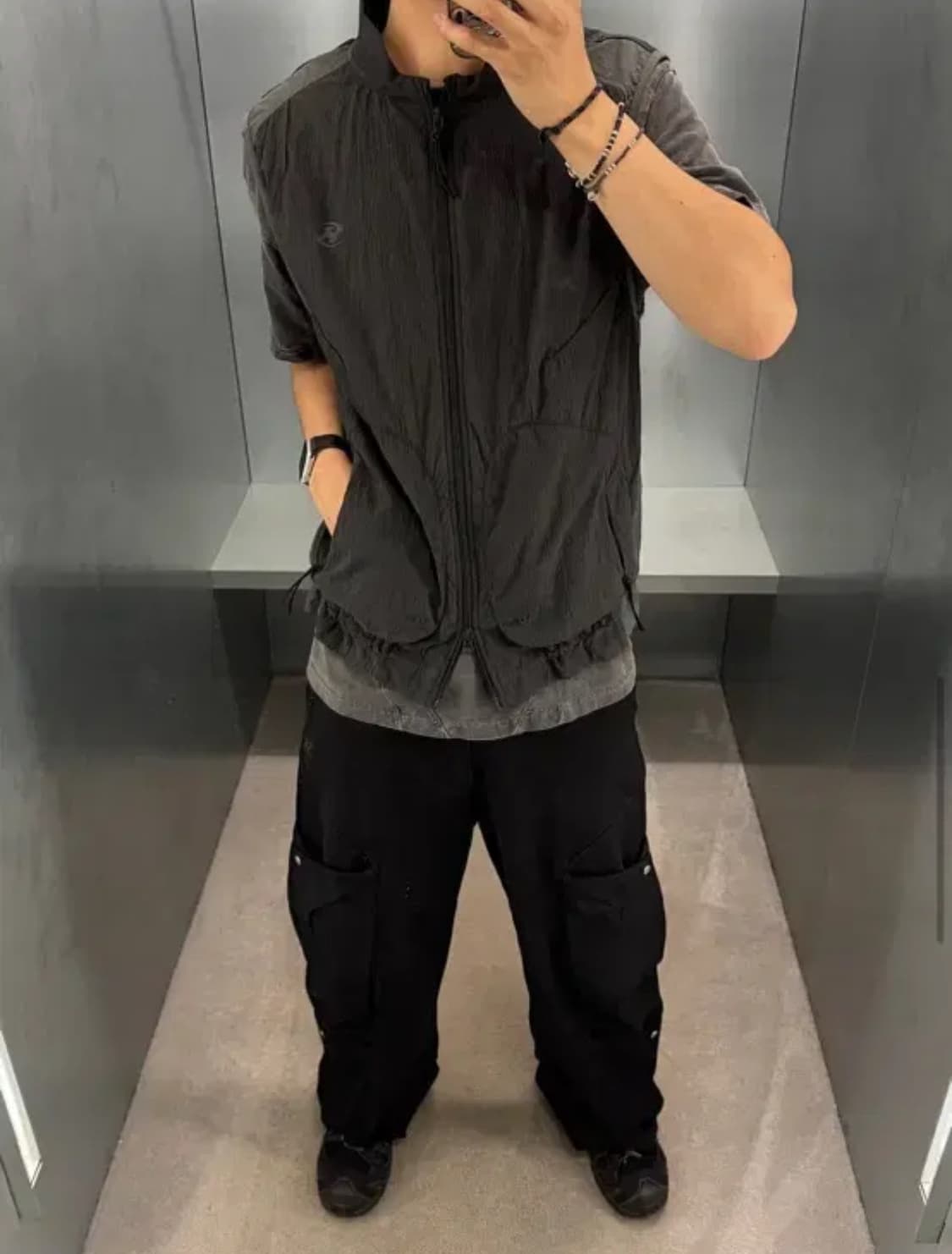 산산기어 테라페이스 베스트 차콜 4사이즈 판매합니다. 상품이미지1