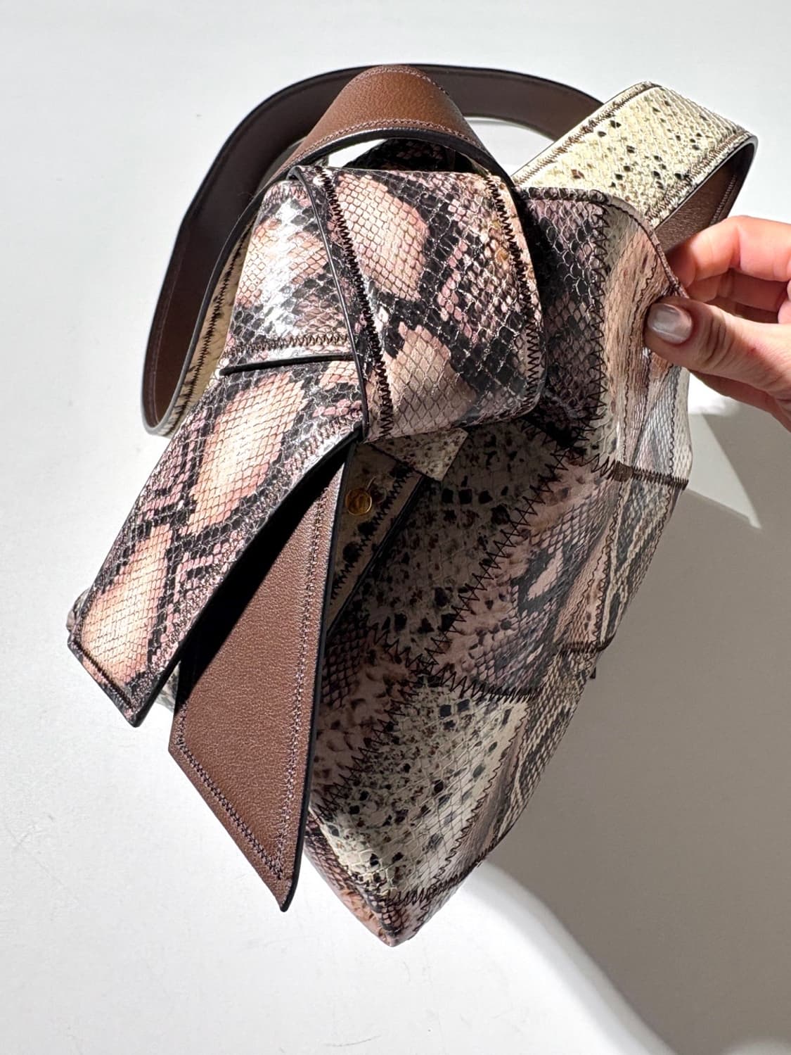 아크네 페이톤 Acne Patchwork Python Tote Bag 상품이미지3