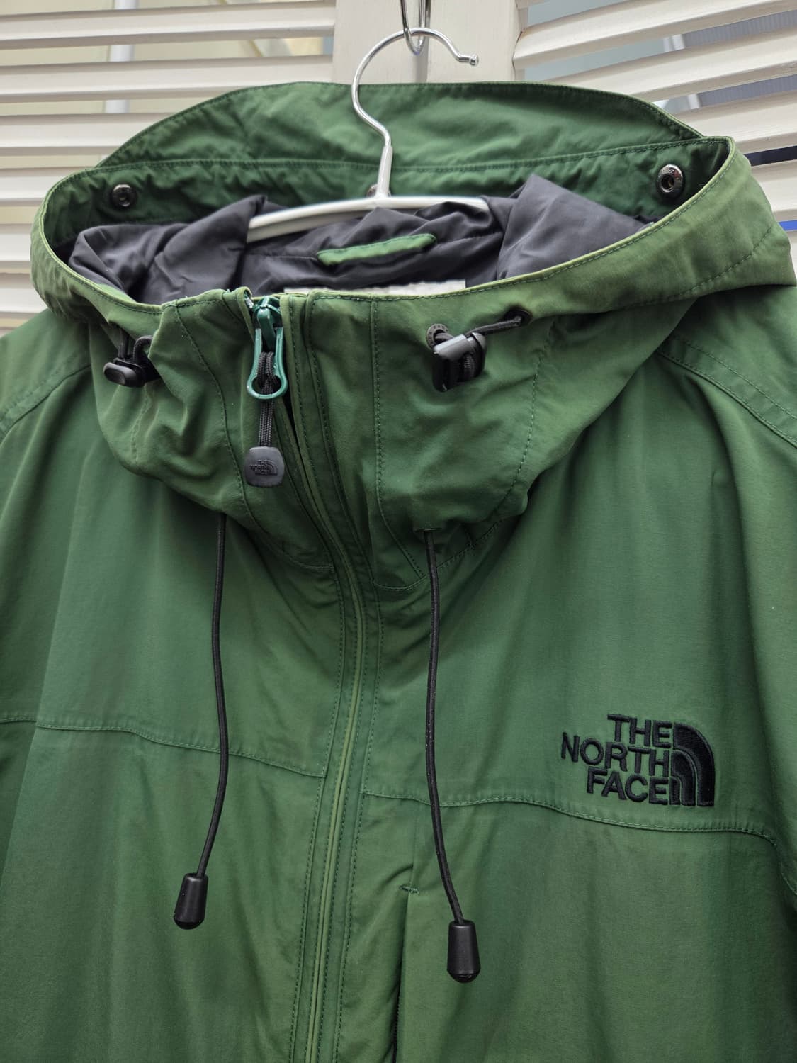 노스페이스 화이트라벨 딥그린 하이벤트 바람막이 자켓 상품이미지3