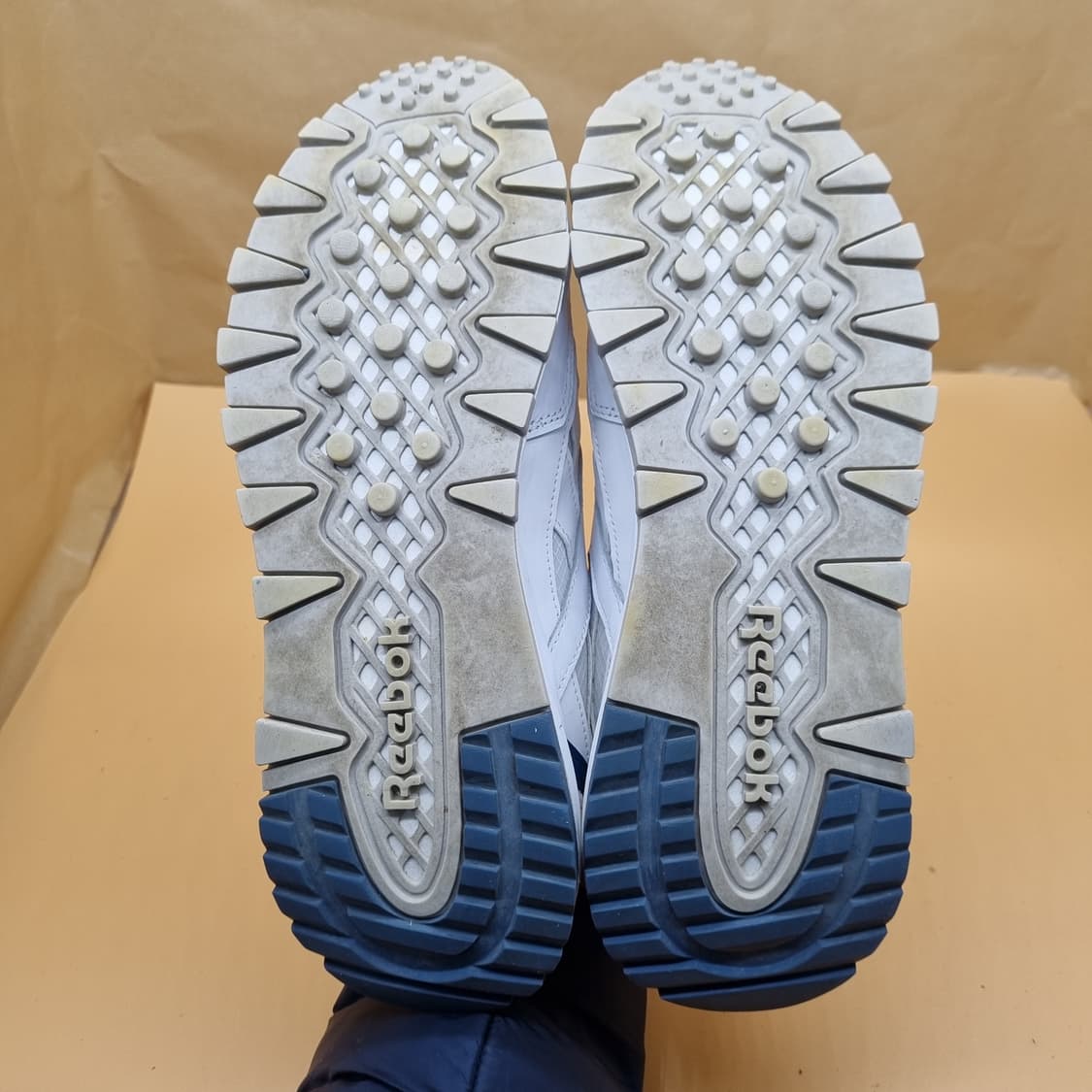 나이키 라이즈365 코랄 여성운동화235. 상품이미지3