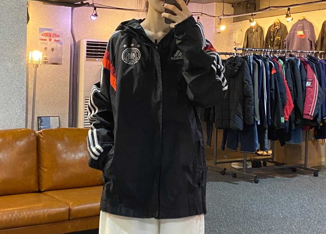 아디다스 독일 나일론 바람막이 상품이미지1