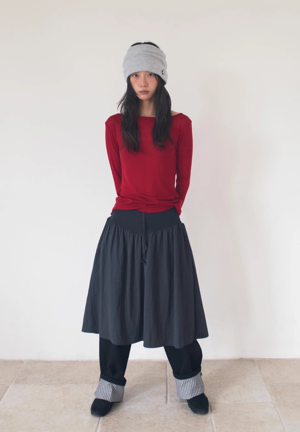 온스카 스커트 FLARE RIB SKIRT (CHARCOAL) 상품이미지3