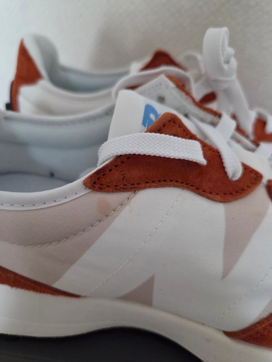 뉴발란스 327 260 새상품 상품이미지4