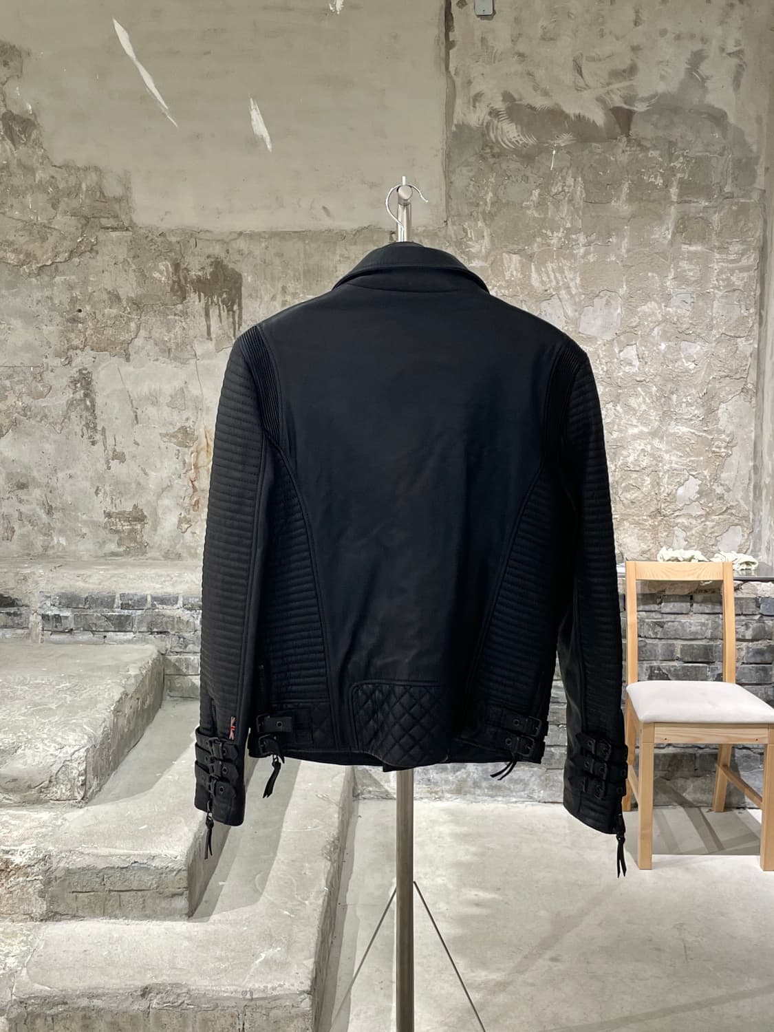 보다 스킨 블랙 슬림 핏 라이더 레더 자켓 상품이미지6