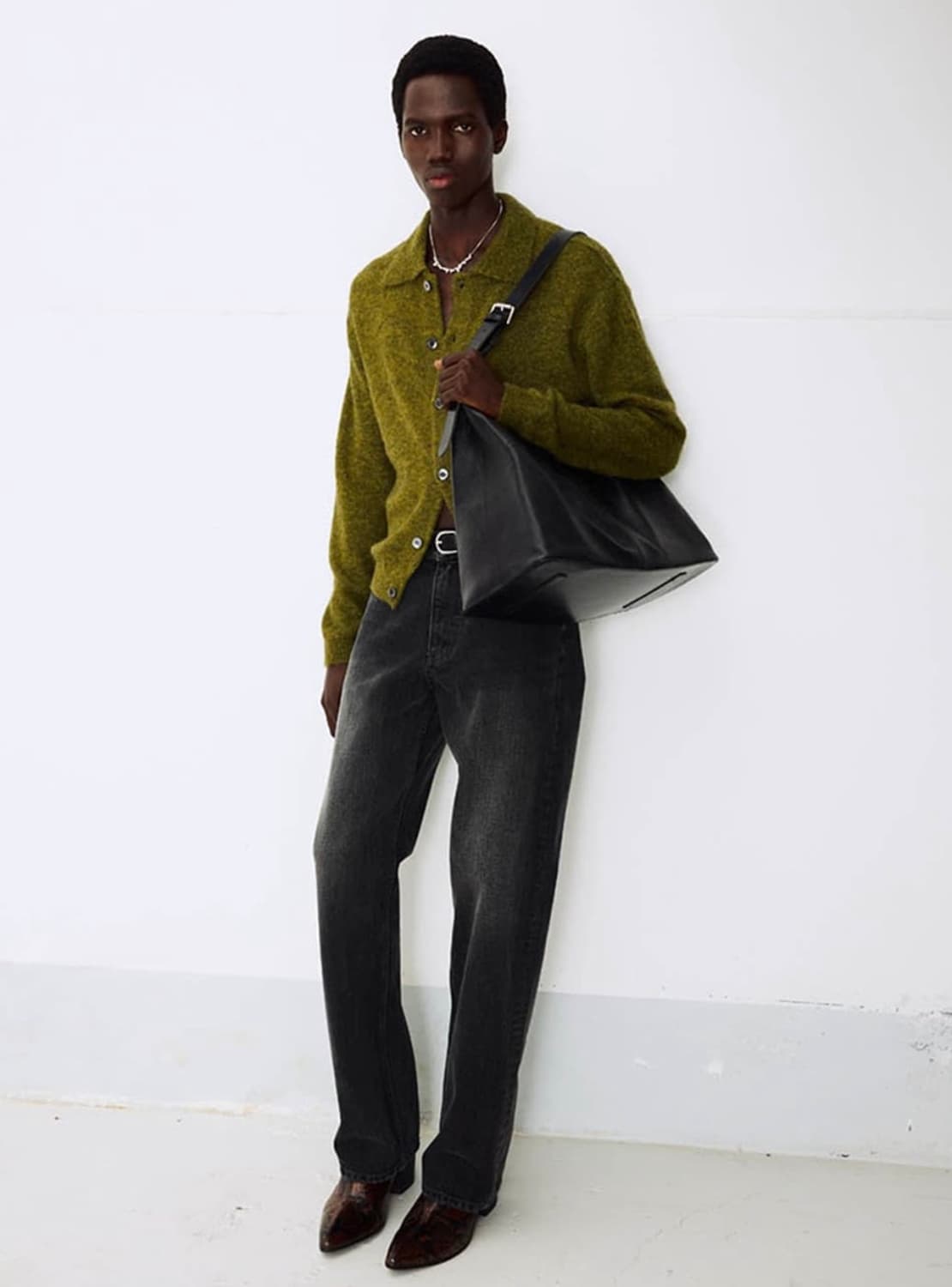 토니웩 24FW 명작 가방 / 풀그레인 레더 라지 숄더백 상품이미지3