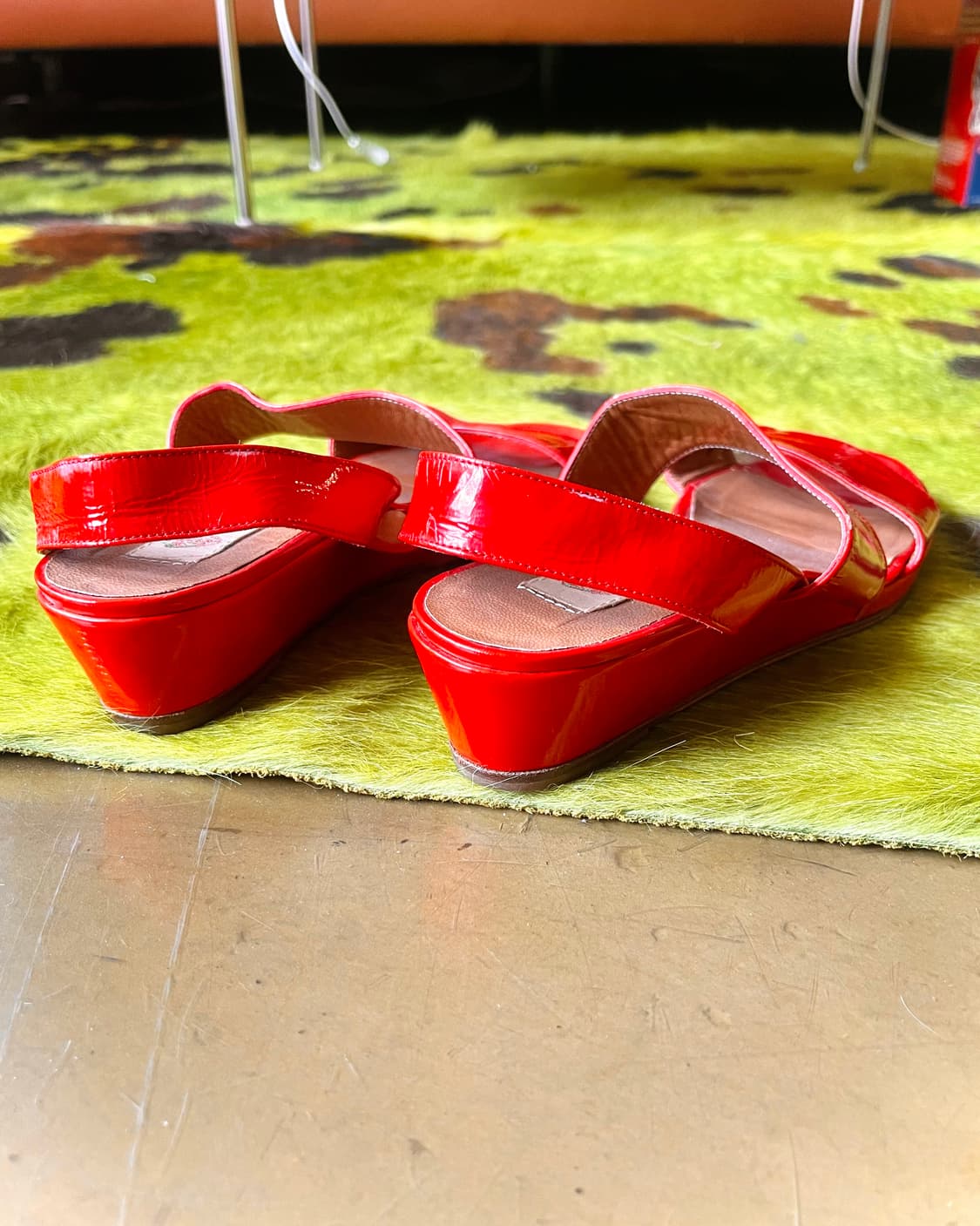 1980s GUCCI Red Patent Leather Sandals 상품이미지7