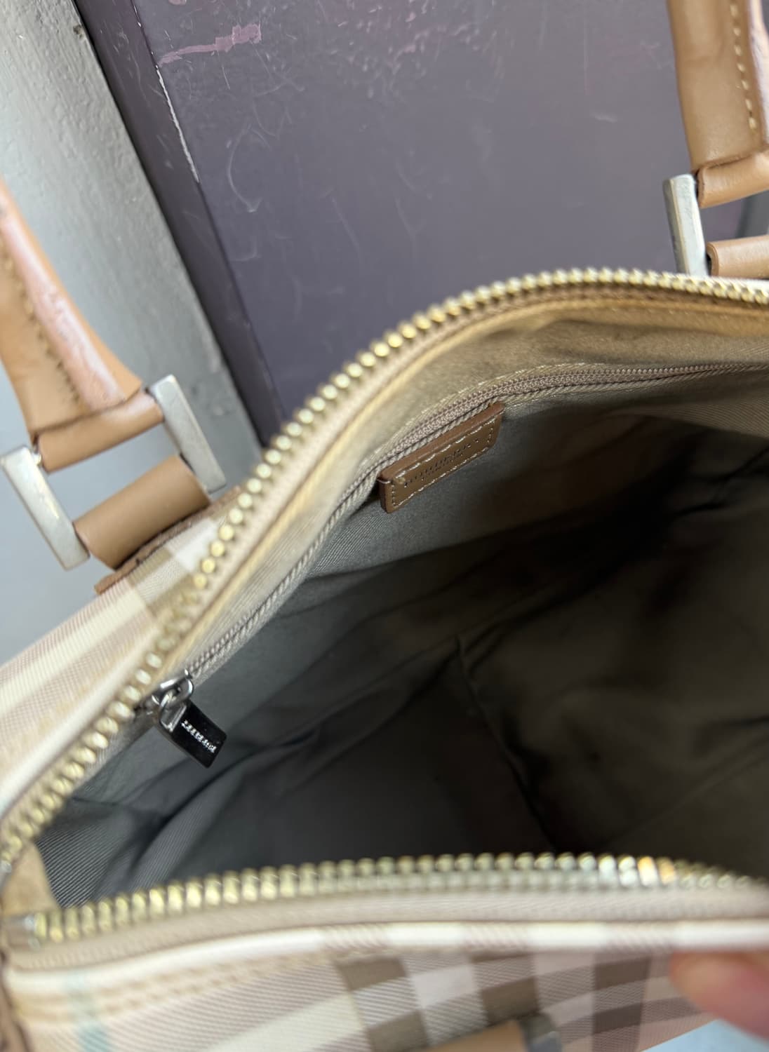 버버리 핑크 하우스 스피디 미니백 상품이미지9