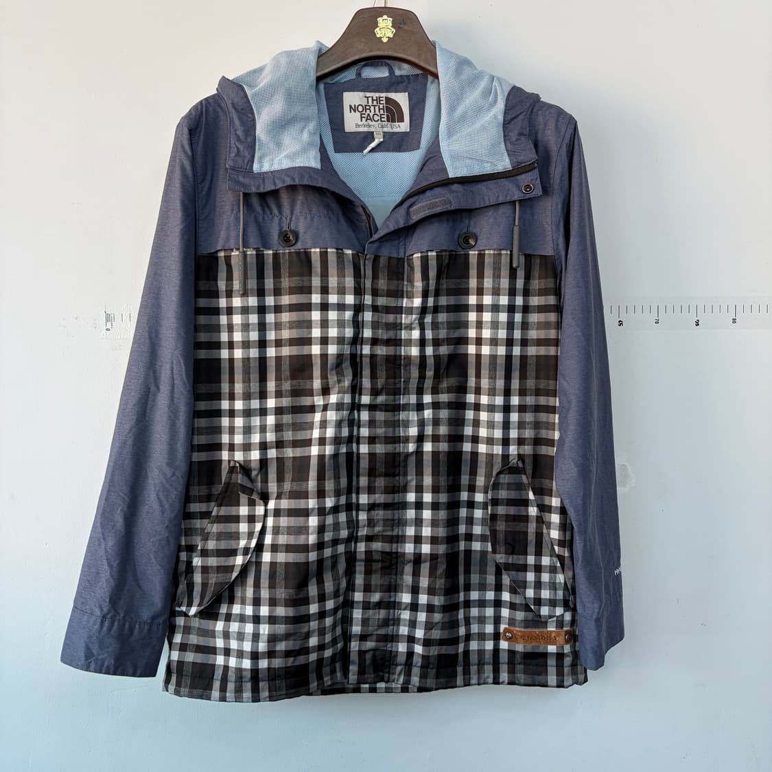 노스페이스 체크 배색 후드 바람막이 상품이미지1