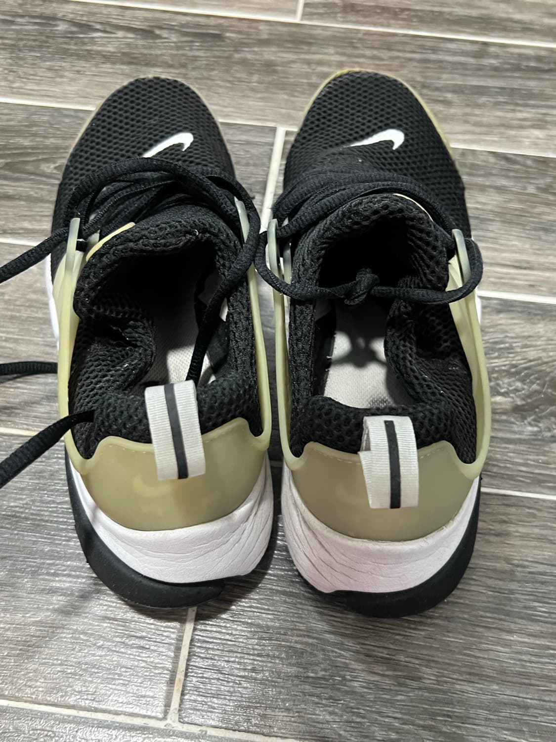 (250) 나이키 프레스토 운동화 중고 상품이미지6