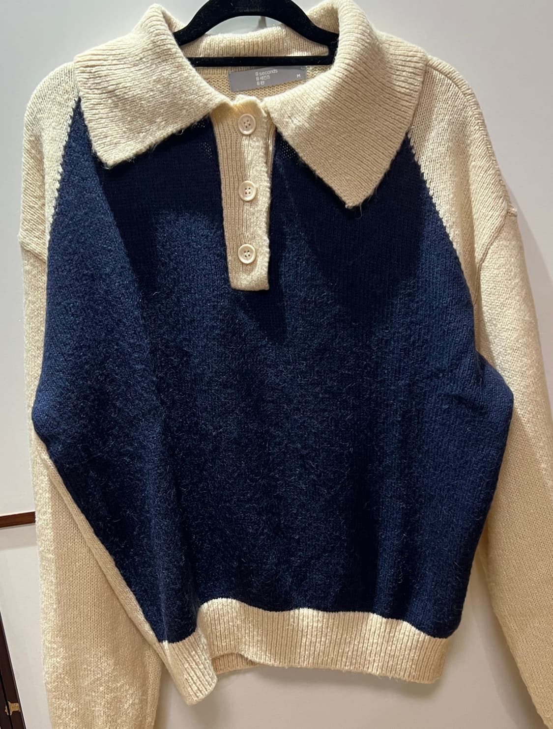 에잇세컨즈 배색 니트 상품이미지3