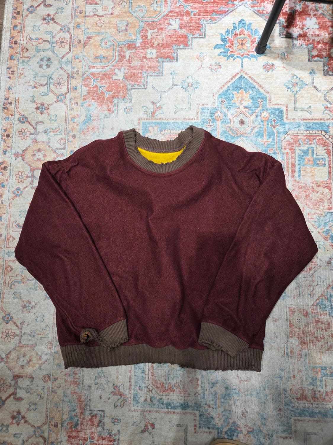 벌스데이수트 리버시블 니트 맨투맨 상품이미지1