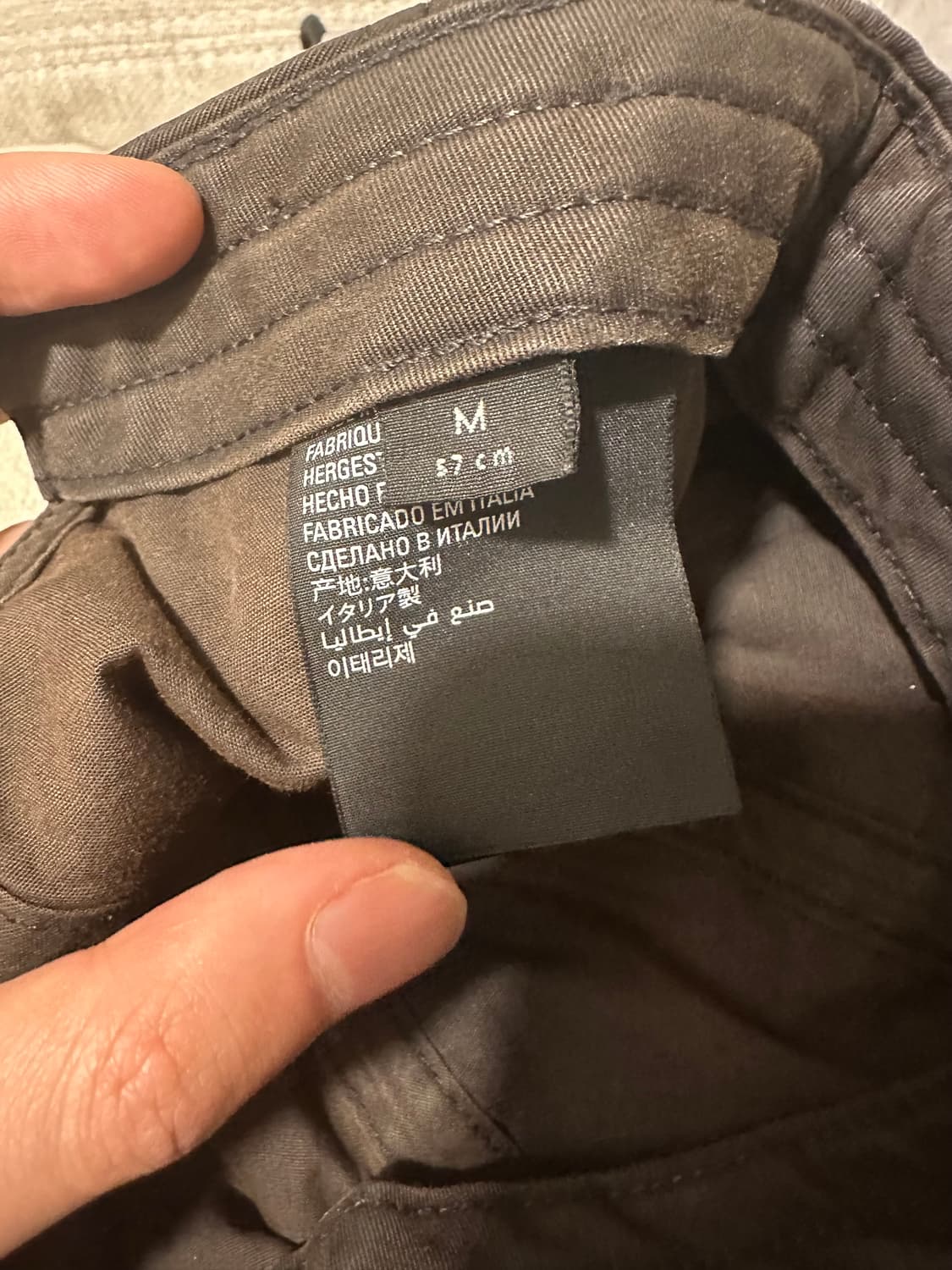 발렌시아가 스포티 B 선페이디드 캡 M 상품이미지5